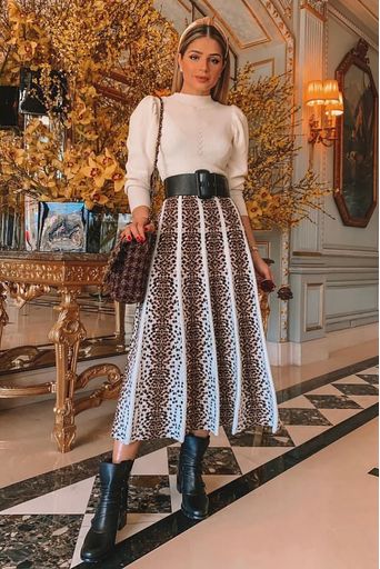 saia-tricot-dakota-areia-thassia-naves