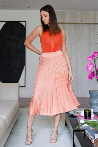 saia-tricot-estela-salmao-look-carol-celico