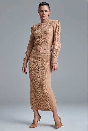 Saia-Tricot-Georgea-Amendoa-Principal