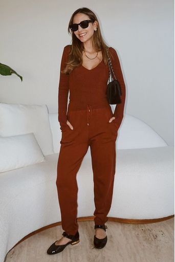 Luisa-Accorsi---Calca-Tricot-Sofia-Caramelo-Desert-Principal