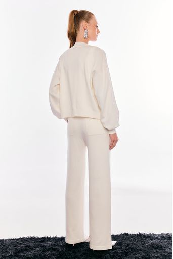 Calca-Tricot-Cintia-Off-White-Costas