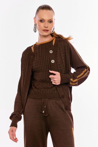 Casaco-Tricot-Lara-Cacau-E-Camel-Principal.jpg