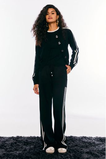Calca-Tricot-Lara-Preto-e-Off-White-Principal.jpg