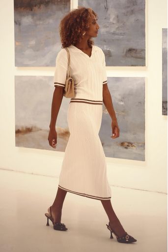 Sabrina-Paiva-Saia-Alice-Off-White-e-Camel-Principal