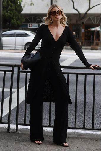 Julia-Nader-Calca-Jade-Preto-Principal