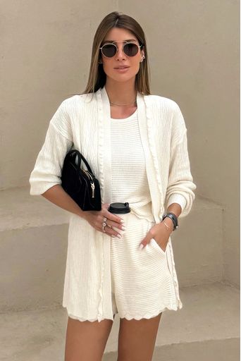 Chris-Bittar-Casaco-Melissa-Off