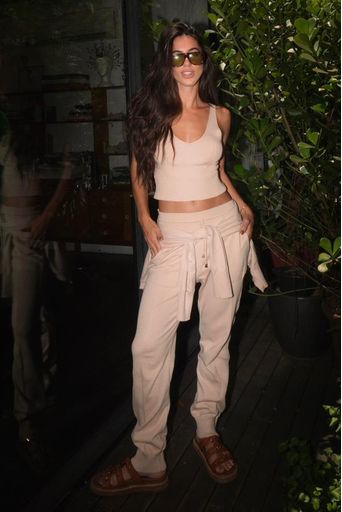 Luiza-Sobral---Calca-Tricot-Bia-Areia-Principal