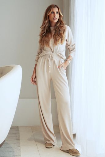 DANDYNHA-COM-ISA-AREIA--2-